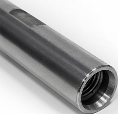 Внутренняя резьба стального удлинителя для алмазной коронки Diamaster Steel М22, 300 мм Внутренняя резьба стального удлинителя для алмазной коронки Diamaster Steel М22, 300 мм